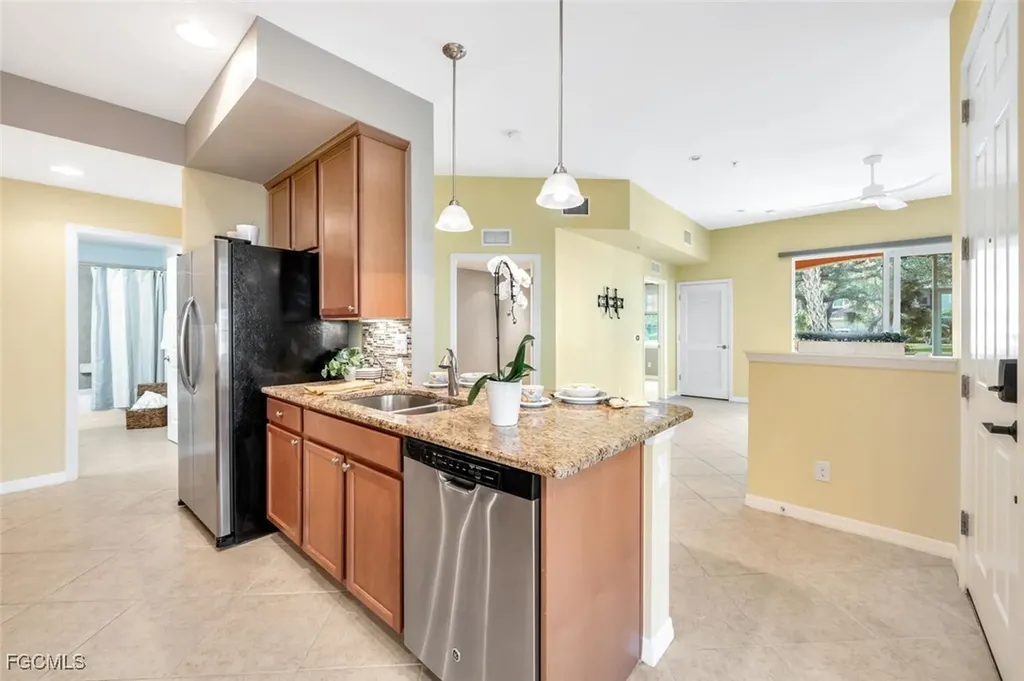 8564 Oakshade Circle Fort Myers FL 33919