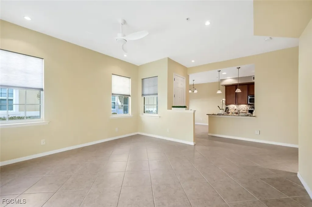 8564 Oakshade Circle Fort Myers FL 33919