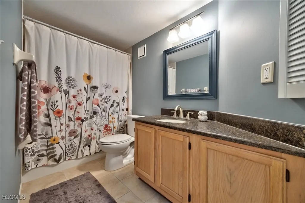 9627 Eaton Gardens Lane Fort Myers FL 33919