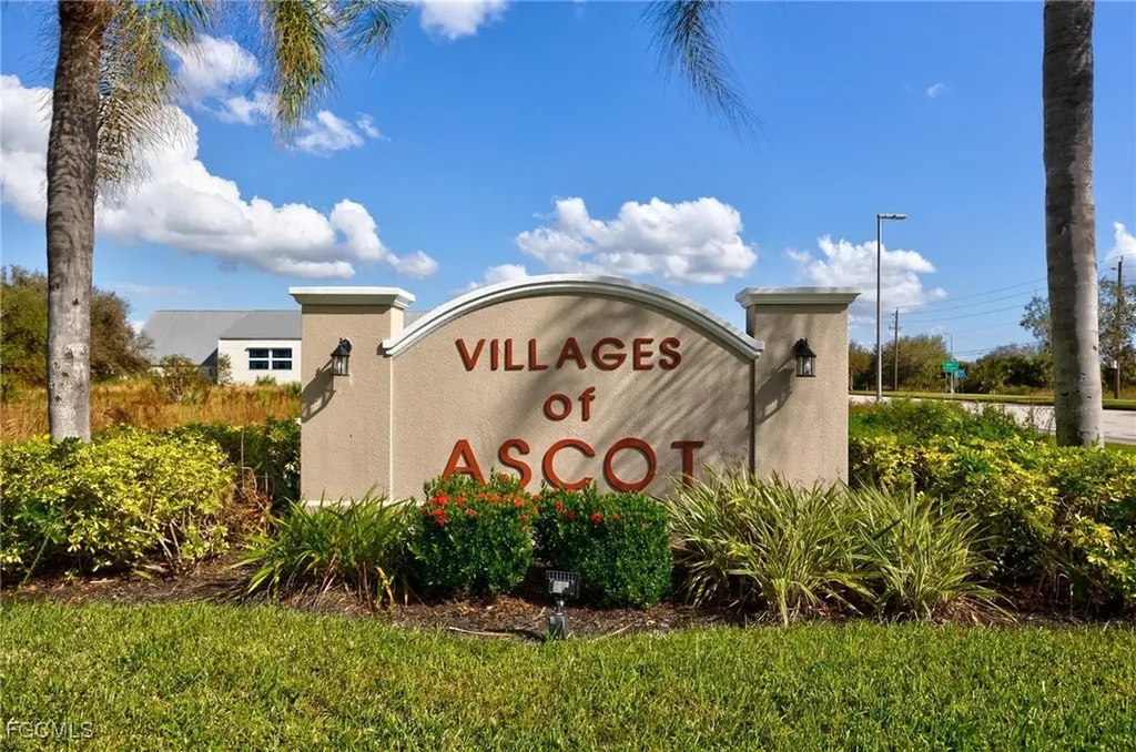 9627 Eaton Gardens Lane Fort Myers FL 33919