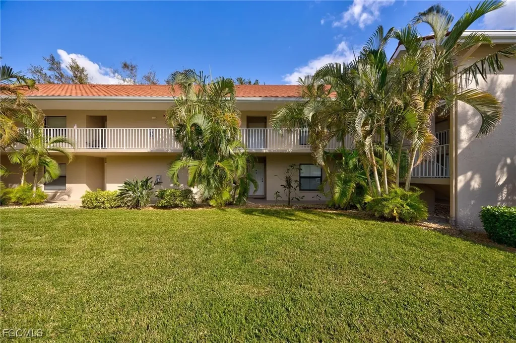9627 Eaton Gardens Lane Fort Myers FL 33919