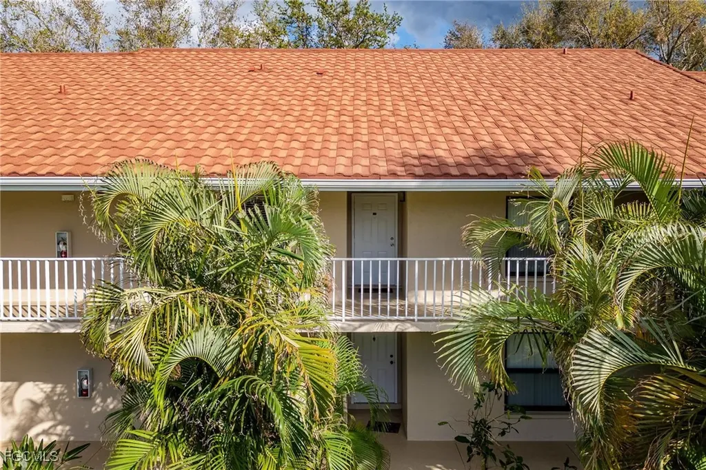 9627 Eaton Gardens Lane Fort Myers FL 33919