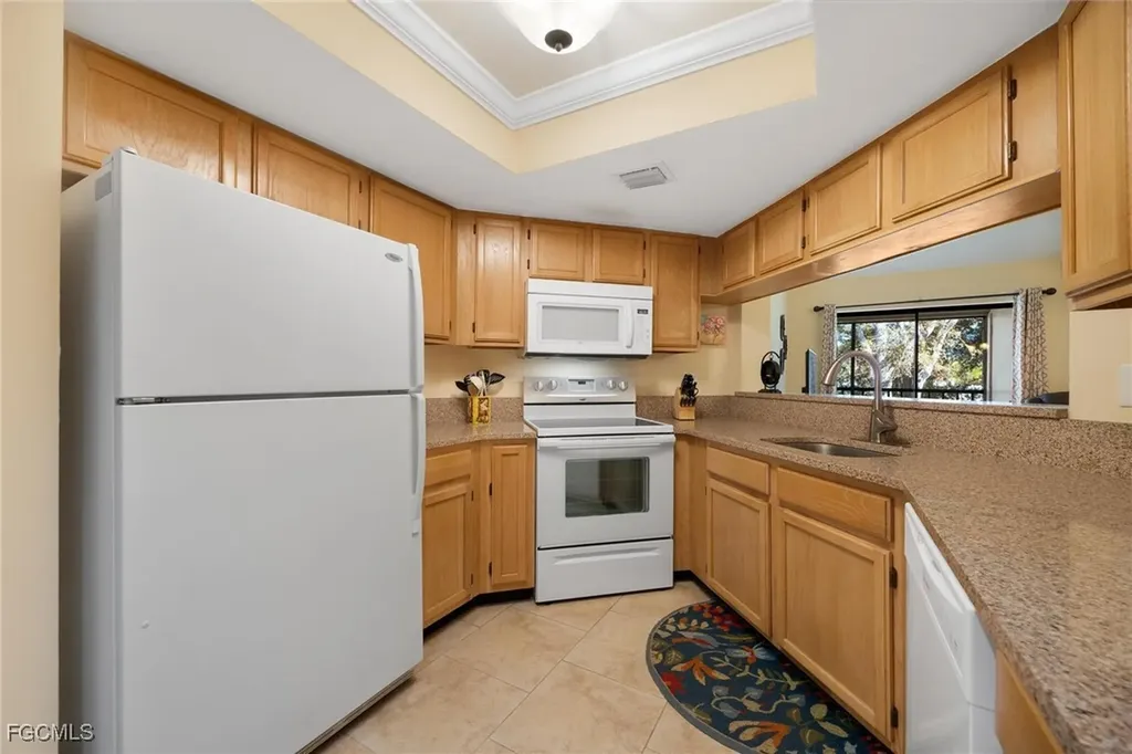 9627 Eaton Gardens Lane Fort Myers FL 33919