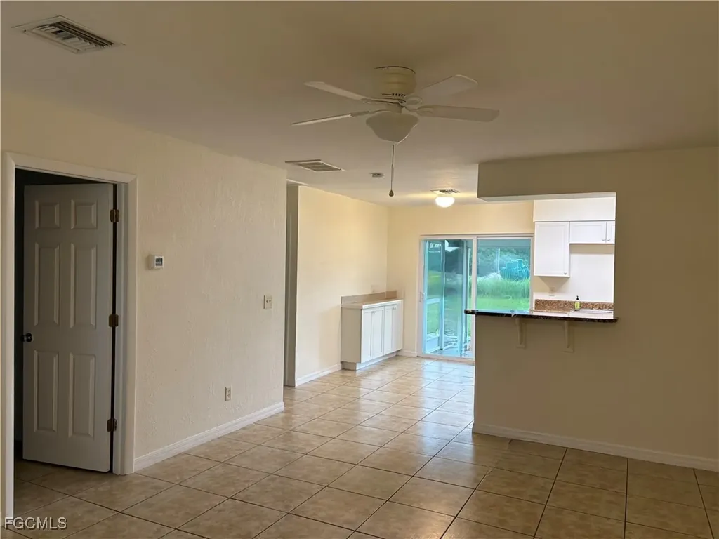 733/735 Gilbert Avenue S Lehigh Acres FL 33973