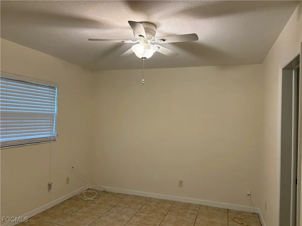 733/735 Gilbert Avenue S Lehigh Acres FL 33973