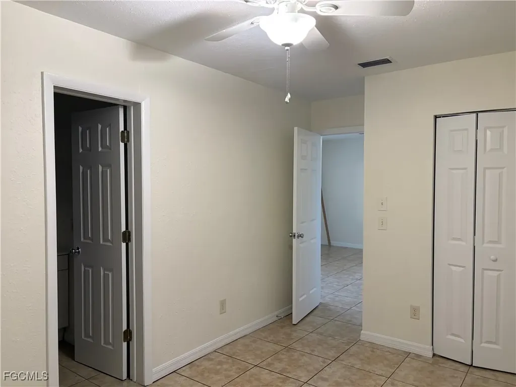 733/735 Gilbert Avenue S Lehigh Acres FL 33973