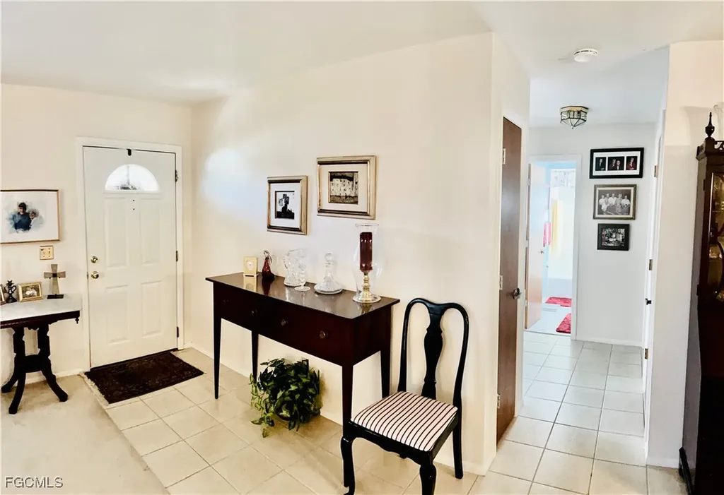 1406 S Larkwood Square Fort Myers FL 33919