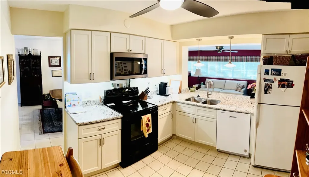 1406 S Larkwood Square Fort Myers FL 33919