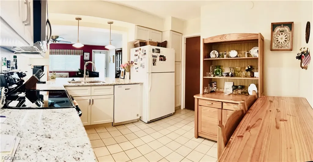 1406 S Larkwood Square Fort Myers FL 33919