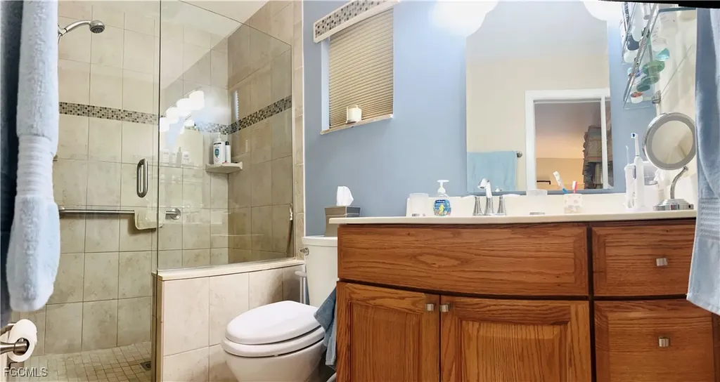 1406 S Larkwood Square Fort Myers FL 33919