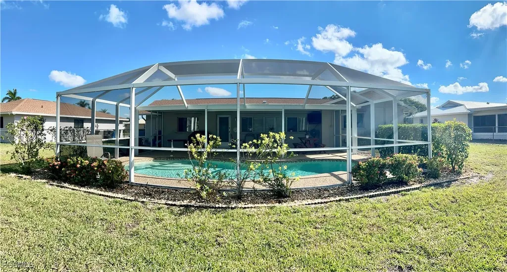 1406 S Larkwood Square Fort Myers FL 33919