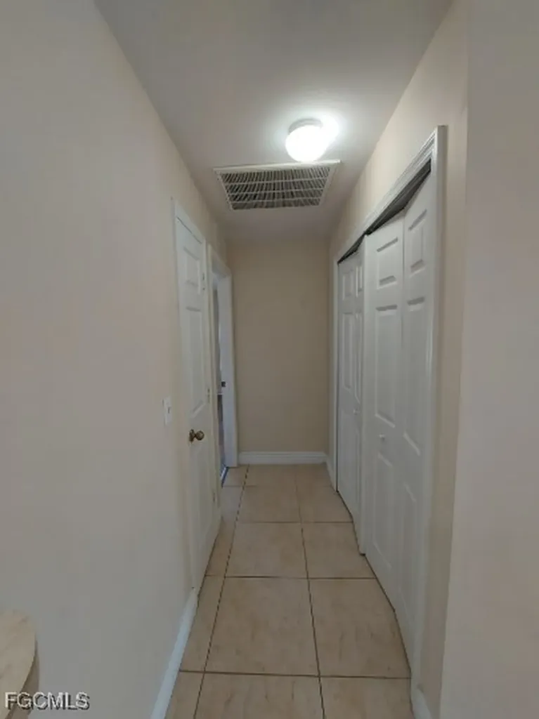 18 NW 29th Place Cape Coral FL 33993