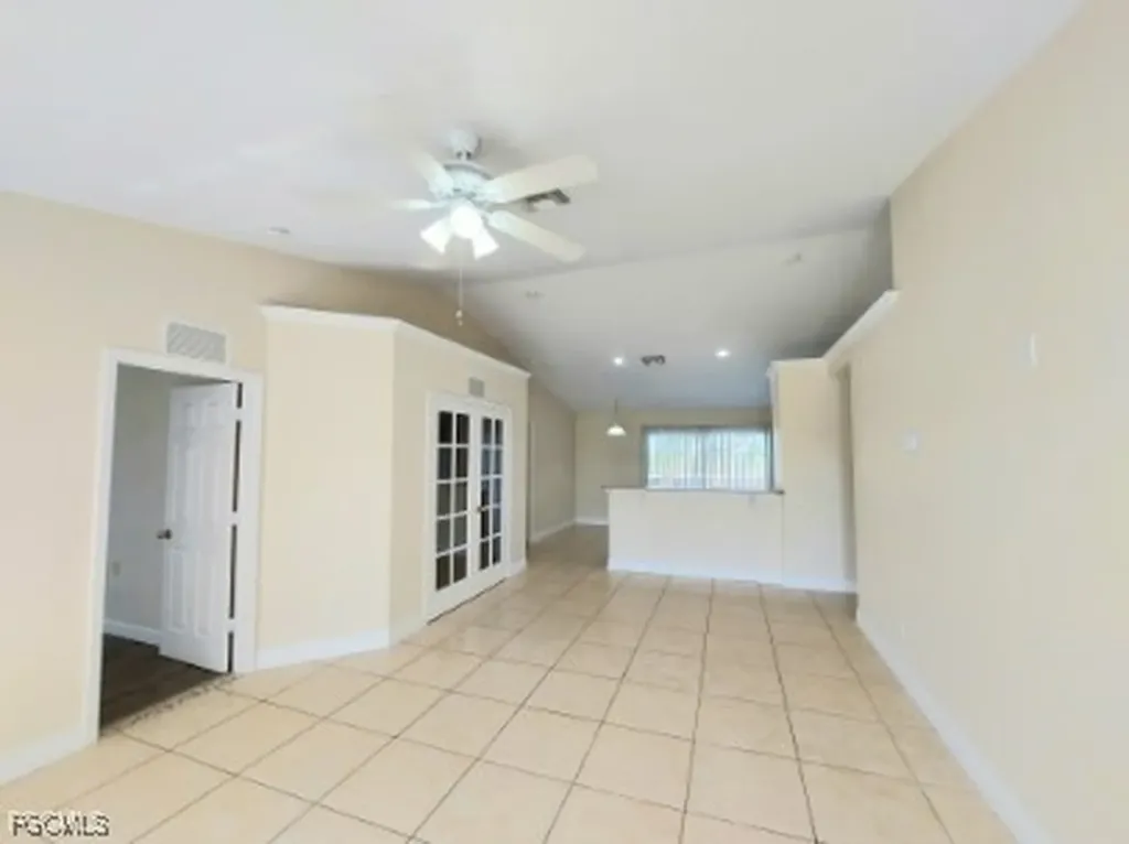 18 NW 29th Place Cape Coral FL 33993
