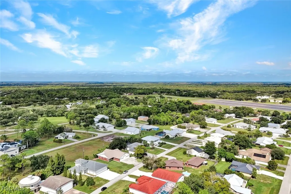 6910 Circle Drive Fort Myers FL 33905