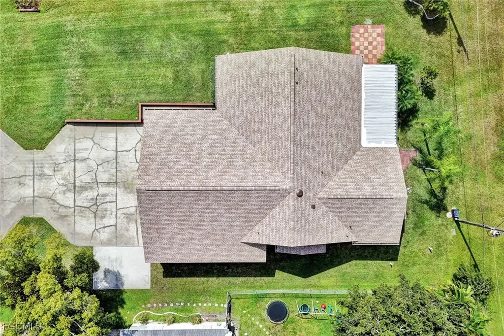 6910 Circle Drive Fort Myers FL 33905