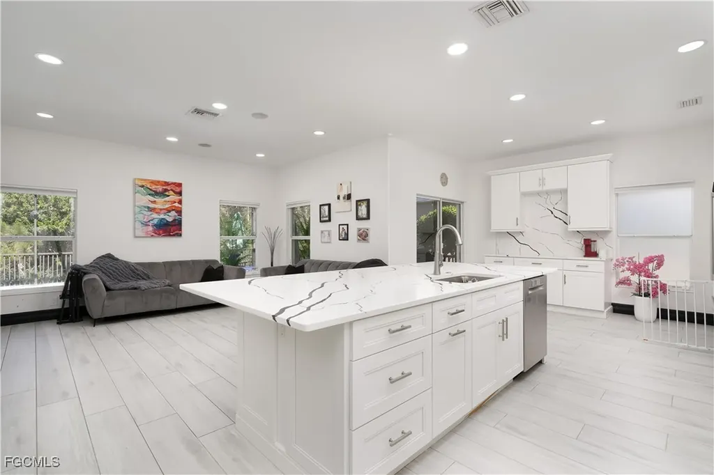 8740 Banyan Bay Boulevard Fort Myers FL 33908