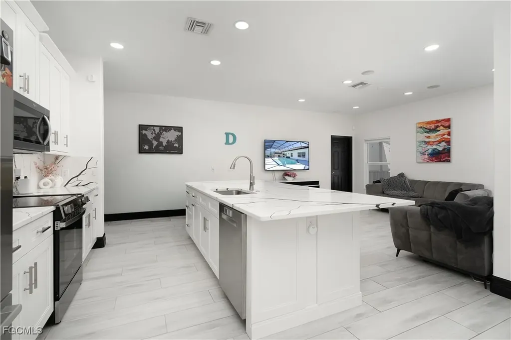 8740 Banyan Bay Boulevard Fort Myers FL 33908