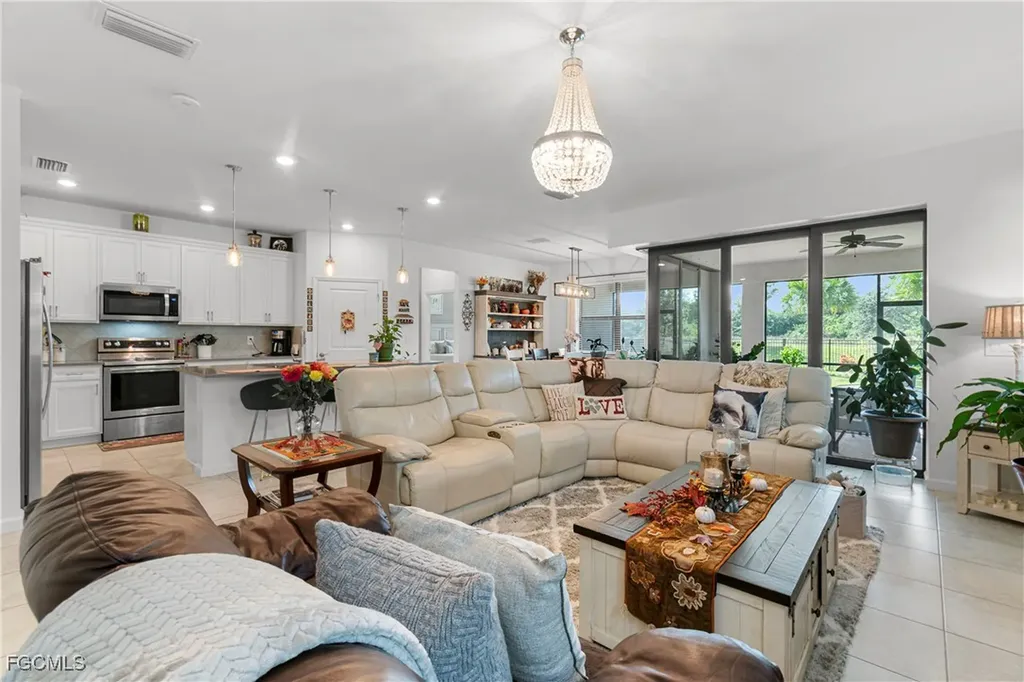 3705 Passion Vine Drive Alva FL 33920