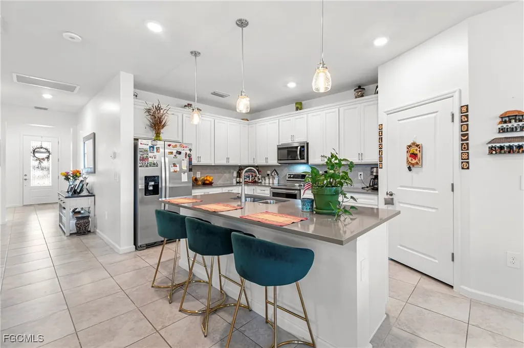 3705 Passion Vine Drive Alva FL 33920