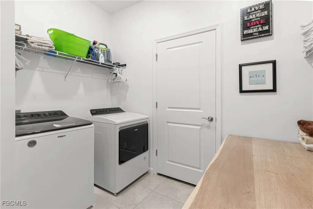 3705 Passion Vine Drive Alva FL 33920