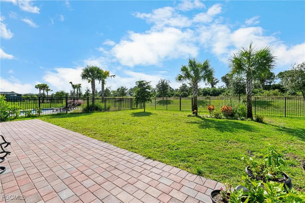 3705 Passion Vine Drive Alva FL 33920