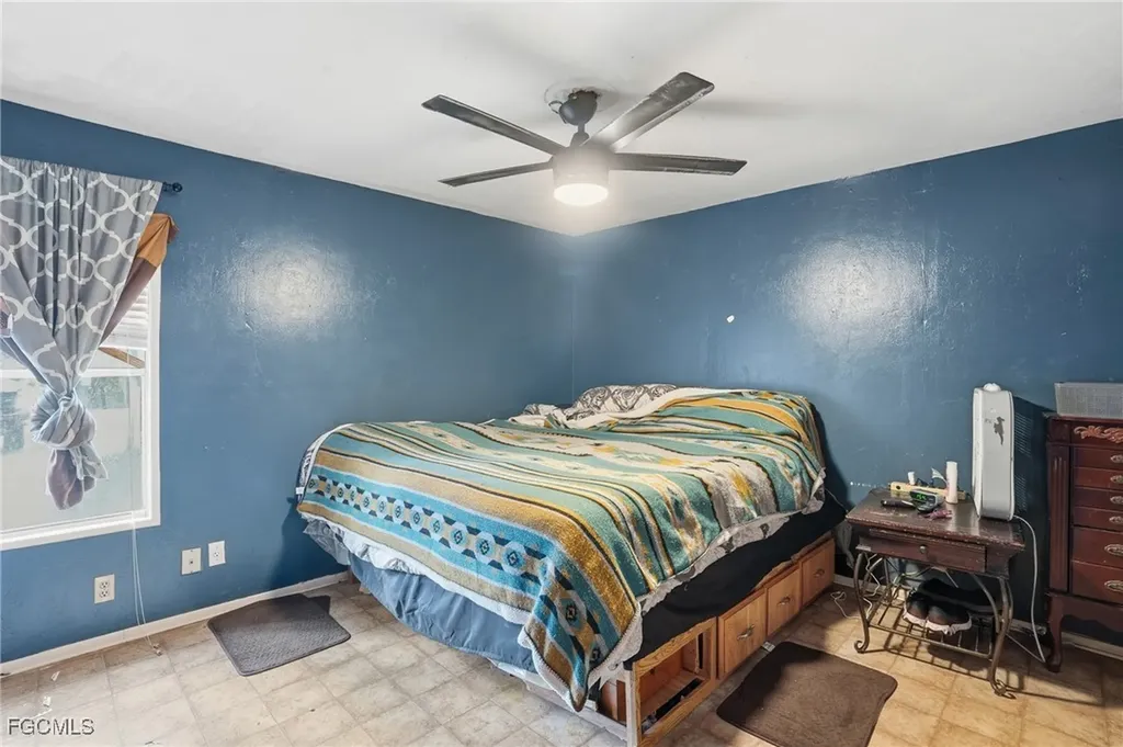 868 Avalon Avenue Labelle FL 33935