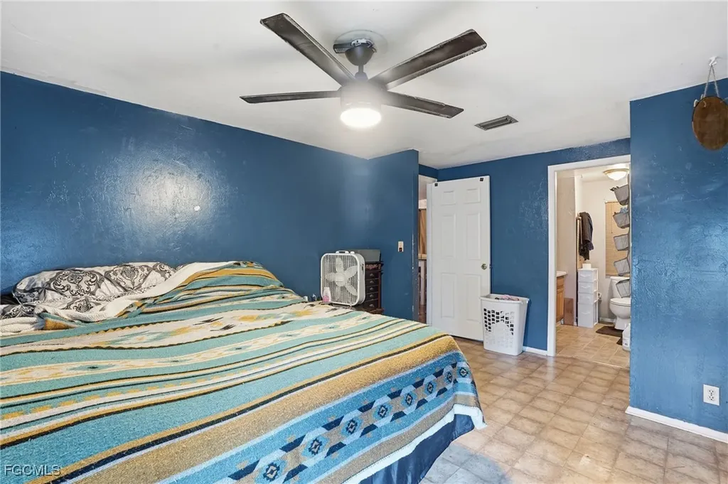 868 Avalon Avenue Labelle FL 33935