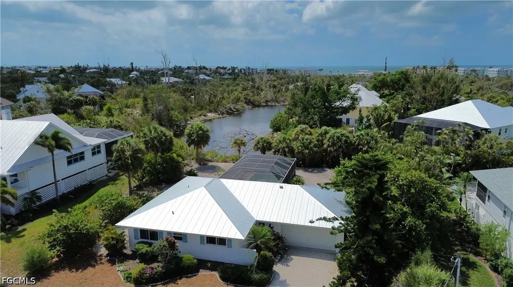 486 Lake Murex Circle Sanibel FL 33957