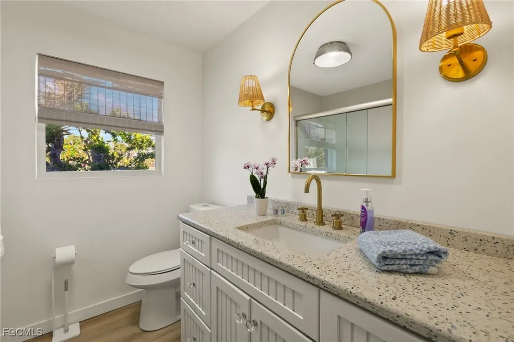 486 Lake Murex Circle Sanibel FL 33957