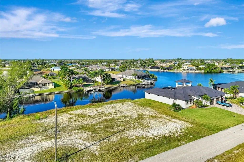 2002 NW 36th Avenue Cape Coral FL 33993