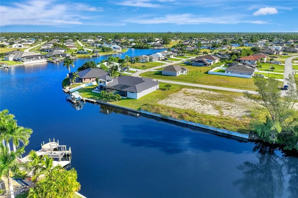 2002 NW 36th Avenue Cape Coral FL 33993