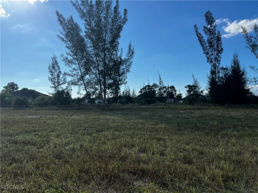 3600 NE 15th Avenue Cape Coral FL 33909