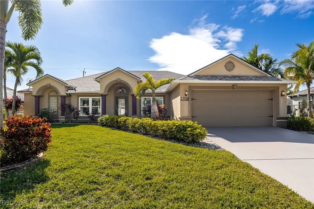 1708 SW 52nd Street Cape Coral FL 33914