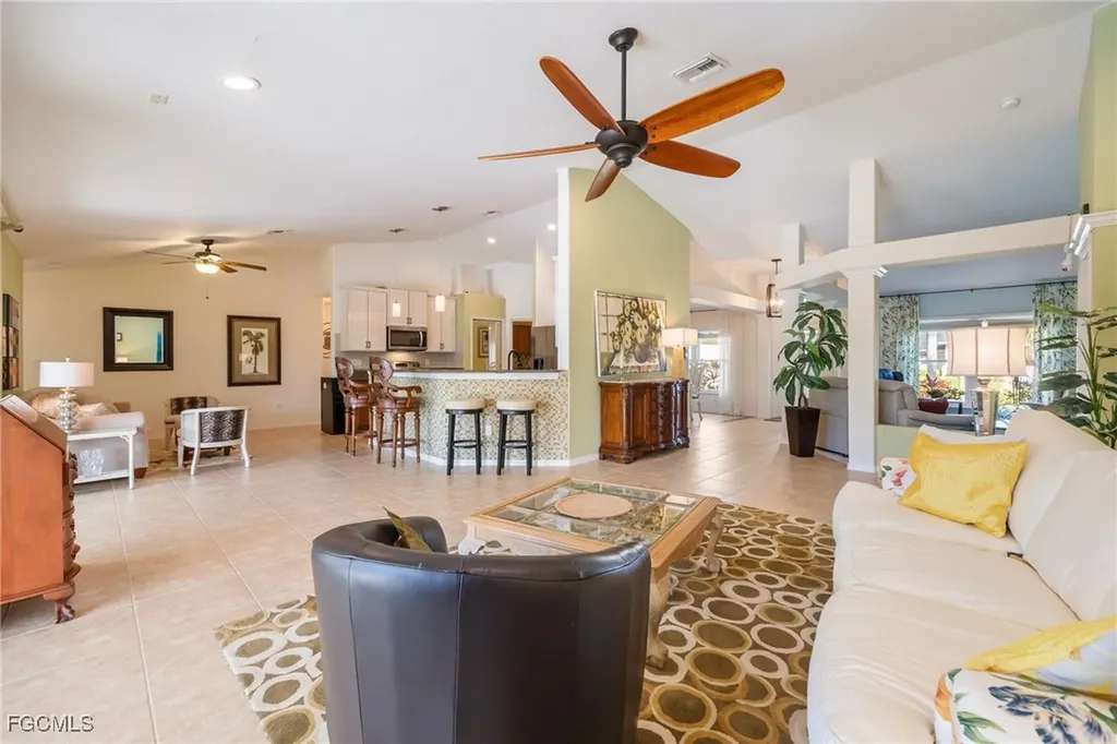 1708 SW 52nd Street Cape Coral FL 33914