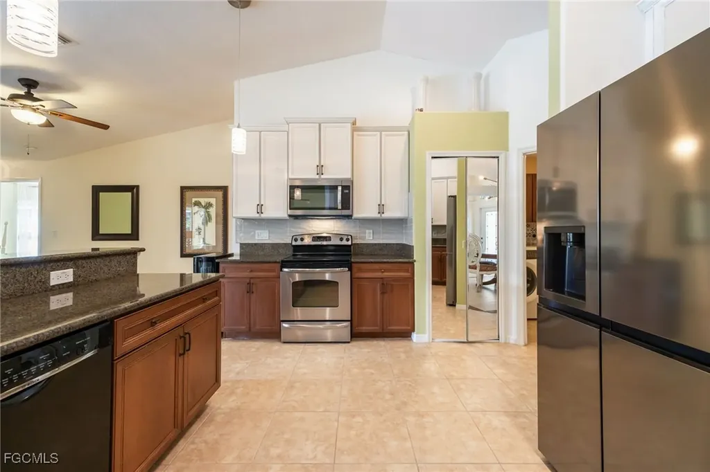 1708 SW 52nd Street Cape Coral FL 33914