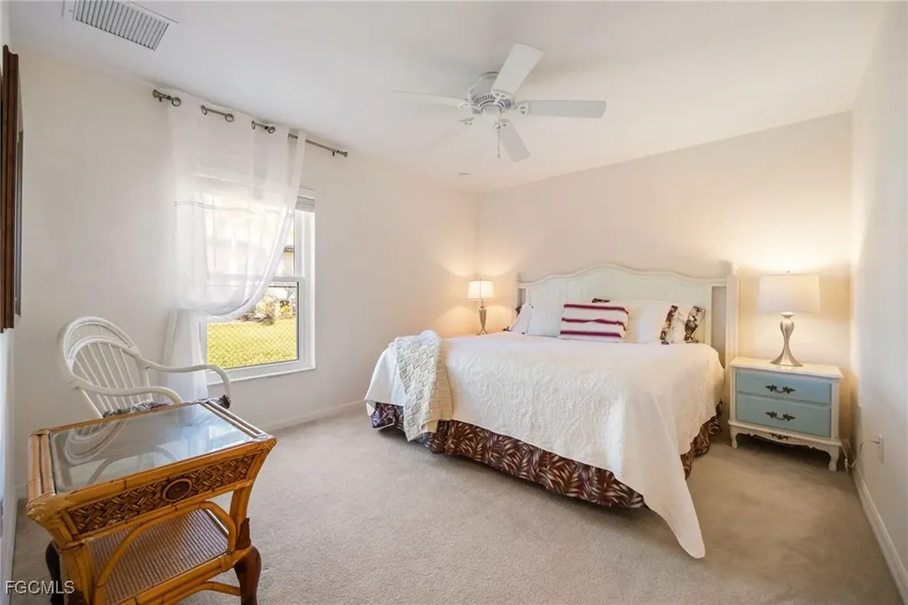 1708 SW 52nd Street Cape Coral FL 33914