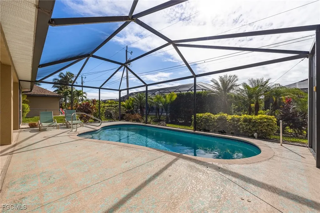 1708 SW 52nd Street Cape Coral FL 33914