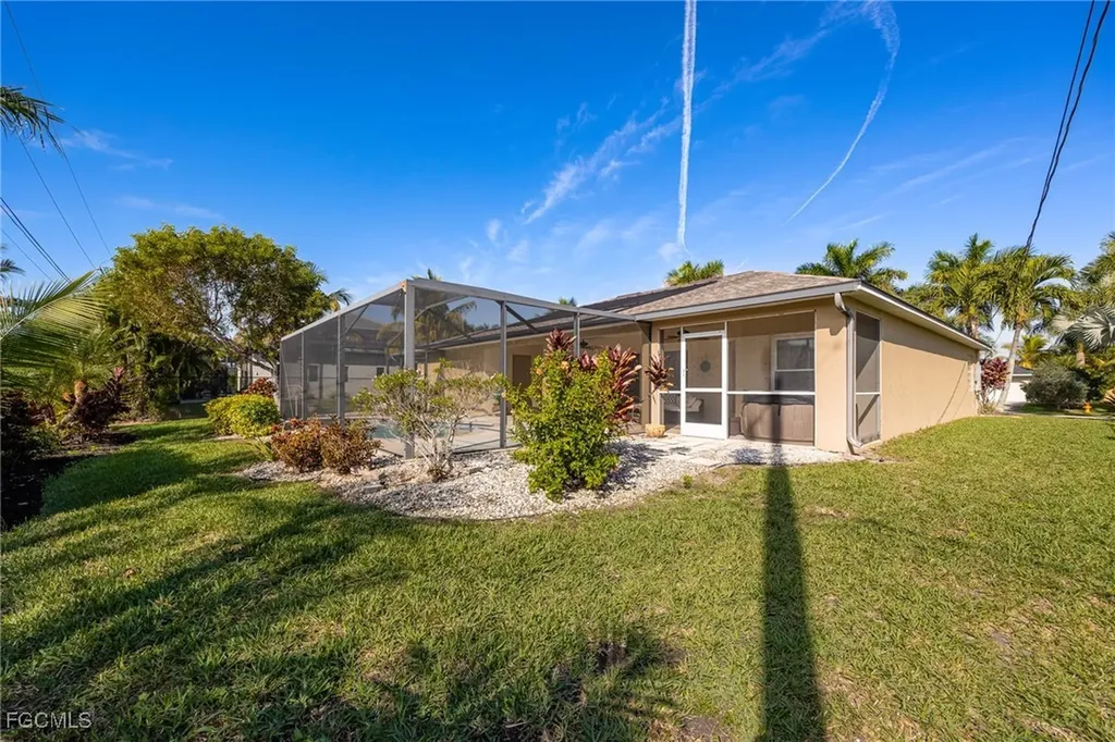 1708 SW 52nd Street Cape Coral FL 33914