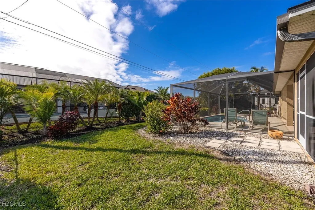1708 SW 52nd Street Cape Coral FL 33914