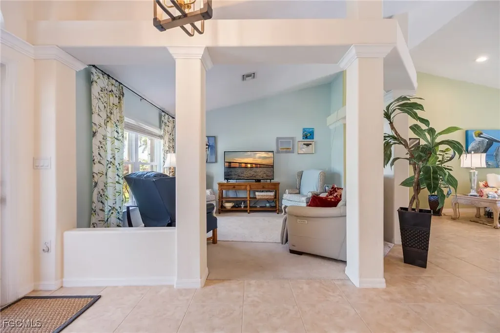 1708 SW 52nd Street Cape Coral FL 33914