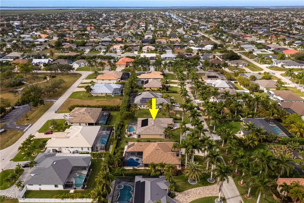 1708 SW 52nd Street Cape Coral FL 33914