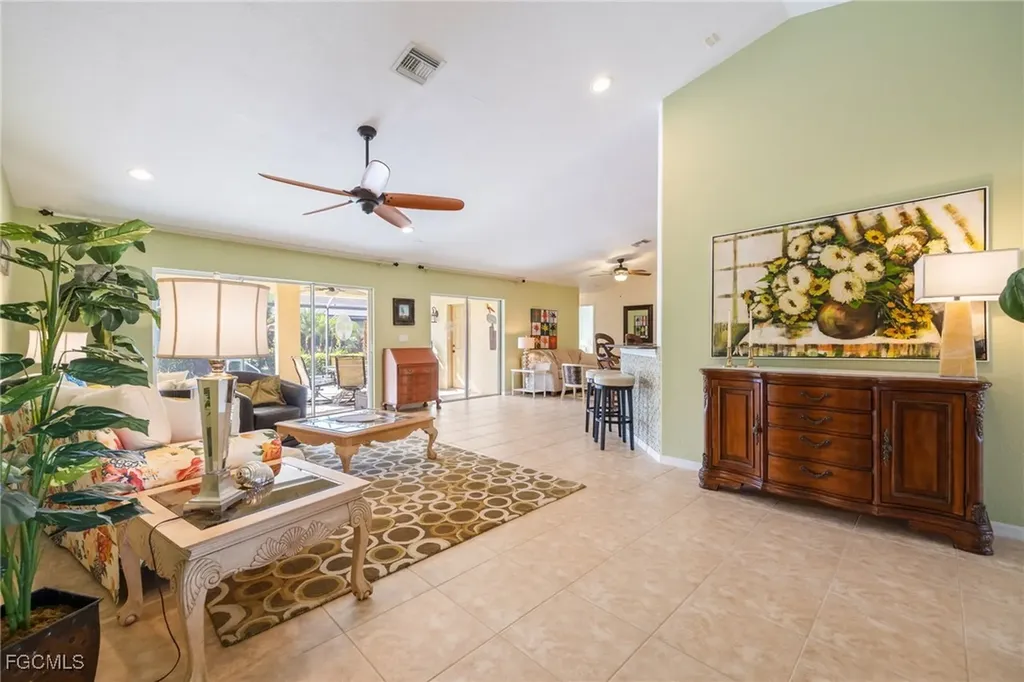 1708 SW 52nd Street Cape Coral FL 33914