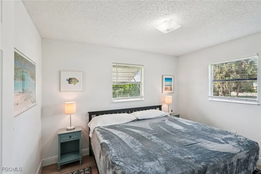 4331 Tarpon Avenue SW Bonita Springs FL 34134