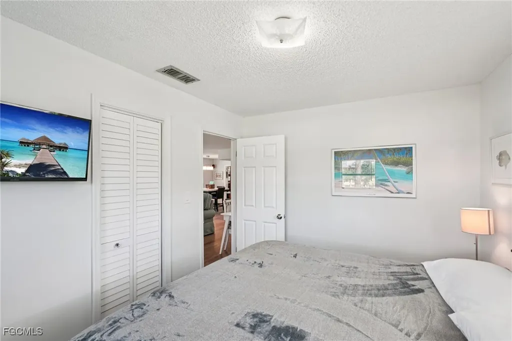 4331 Tarpon Avenue SW Bonita Springs FL 34134