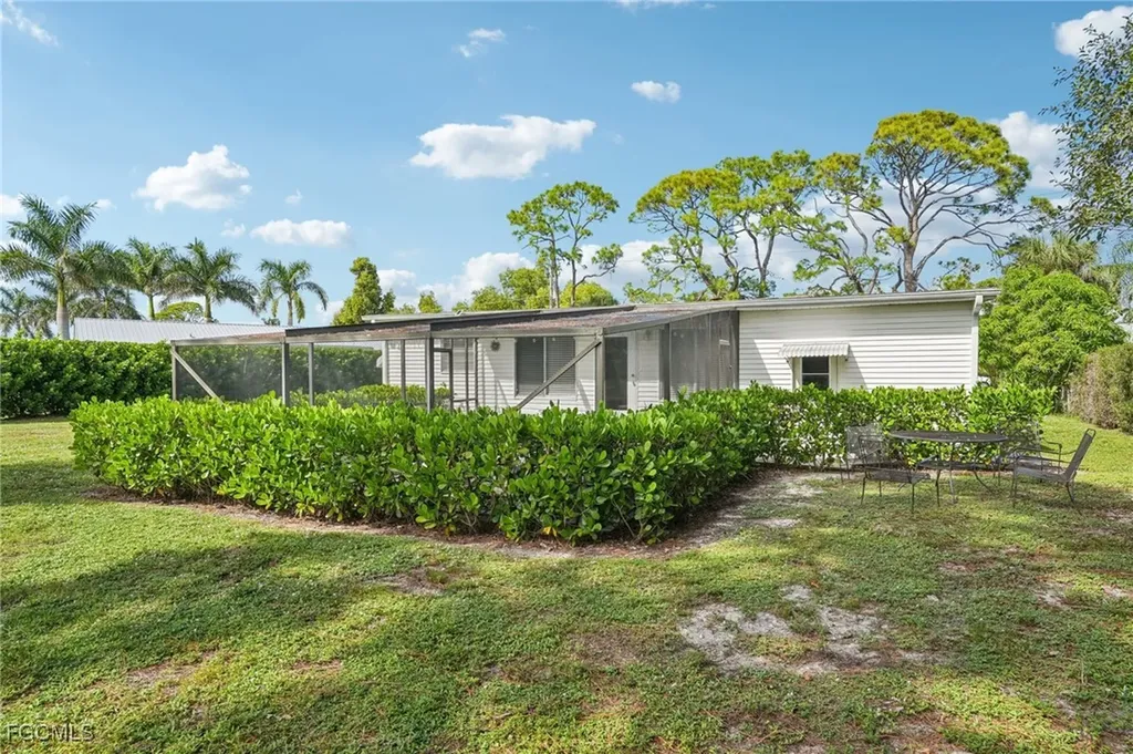 4331 Tarpon Avenue SW Bonita Springs FL 34134