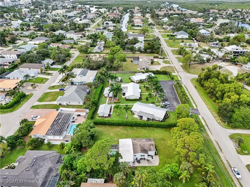 4331 Tarpon Avenue SW Bonita Springs FL 34134