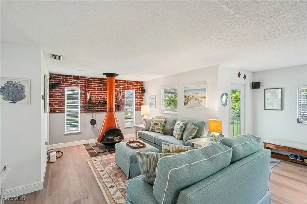 4331 Tarpon Avenue SW Bonita Springs FL 34134