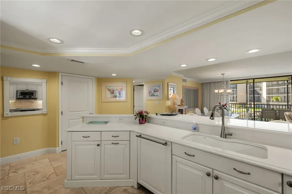 1401 Middle Gulf Drive Sanibel FL 33957