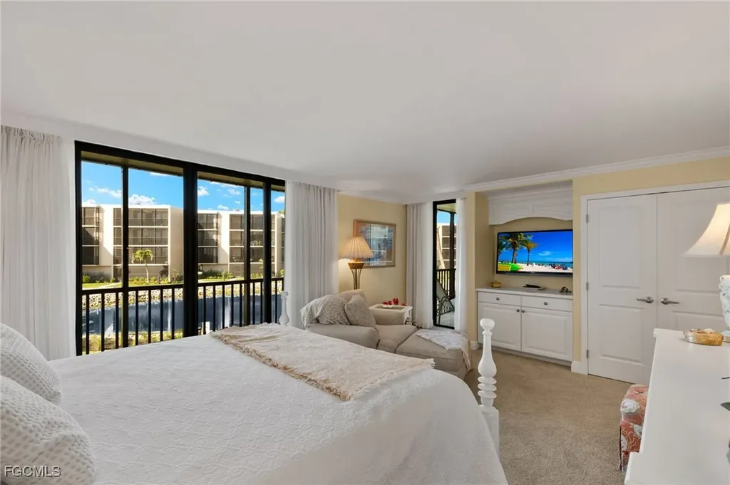 1401 Middle Gulf Drive Sanibel FL 33957