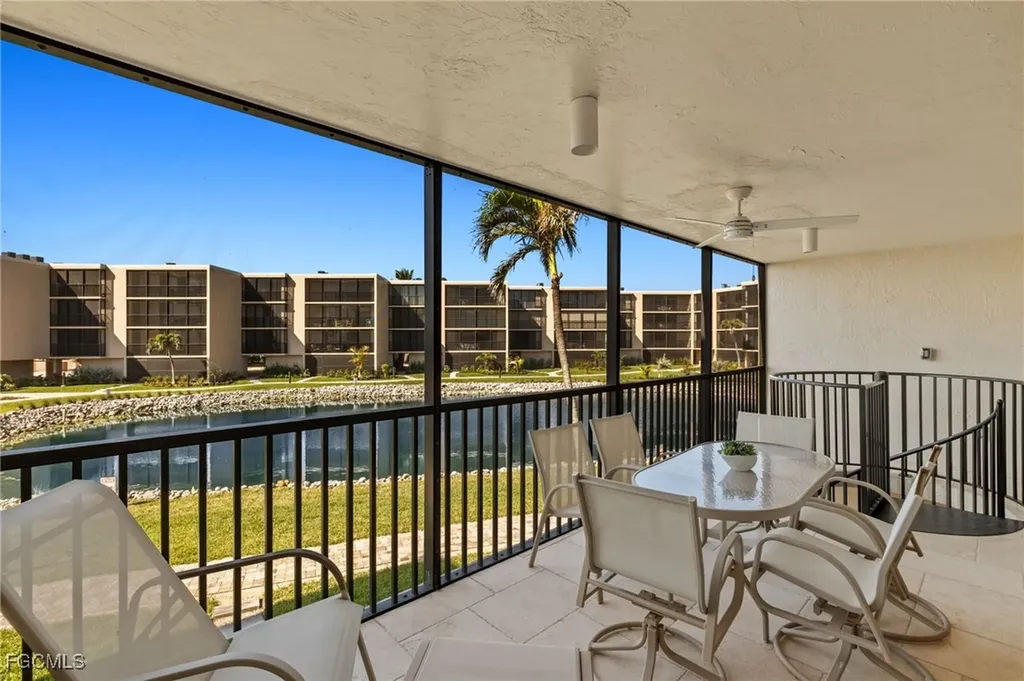 1401 Middle Gulf Drive Sanibel FL 33957